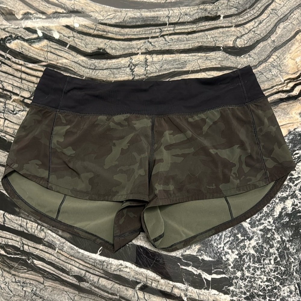 Lululemon speed up shorts 2.5’